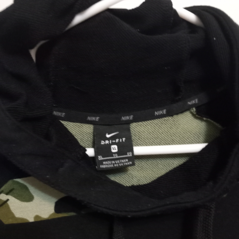 Nike hoodie size XL black and camo